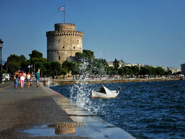 Η ηλεκτρισμένη Α' Θεσσαλονίκης και ο κρυφός εμπνευστής της κίνησης Τριαντόπουλου