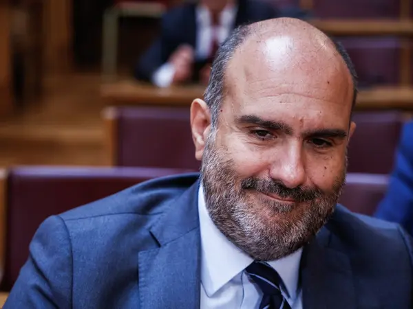 Το διπλό ταμπλό Μαρκόπουλου και αυτοί που έκοψαν τα καλώδια στον Ευαγγελισμό