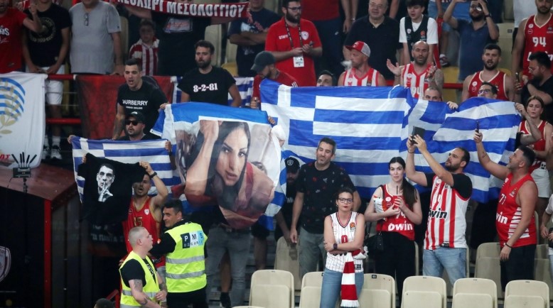 Λένα Ζευγαρά για το πανό στο ΣΕΦ: «Θα έπρεπε να ντρέπεστε, σύντομα θα βρεθείτε ενώπιον της δικαιοσύνης»