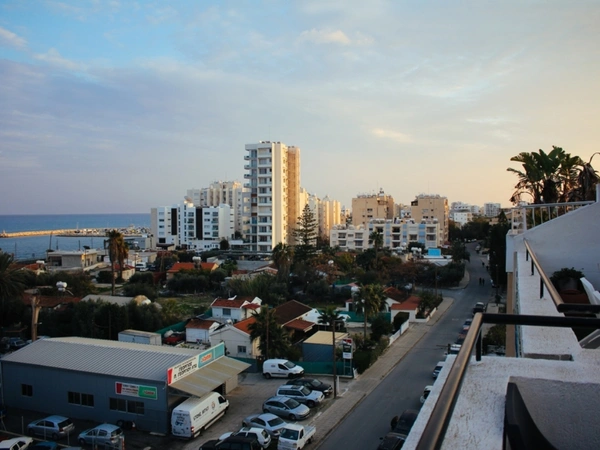 Σαν άλλη γη της επαγγελίας: Γιατί χιλιάδες Ισραηλινοί αγοράζουν σπίτι στην Κύπρο