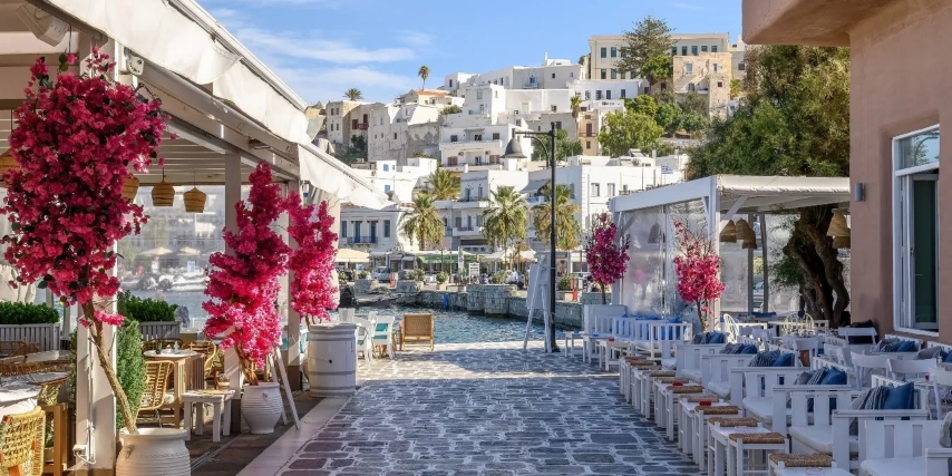 Νάξος: Το μεγαλύτερο κυκλαδονήσι με τα πολλά πρόσωπα