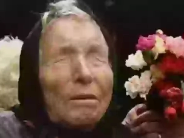 Φρενίτιδα για την πρόβλεψη της Ιαπωνέζας Baba Vanga - Χιλιάδες ακυρώσεις πτήσεων