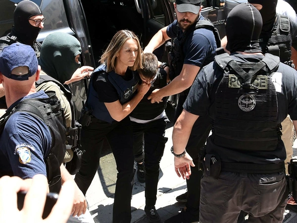 Μουρτζούκου: Φρικιαστικές κατηγορίες για τη μητέρα της: «Με εξέδιδε από τα 15, με βίασε συγγενής της»