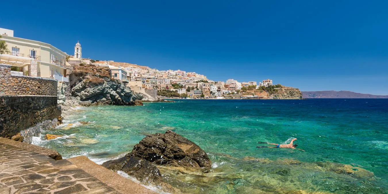 7 νησιά για απολαυστικές διακοπές τον Σεπτέμβριο