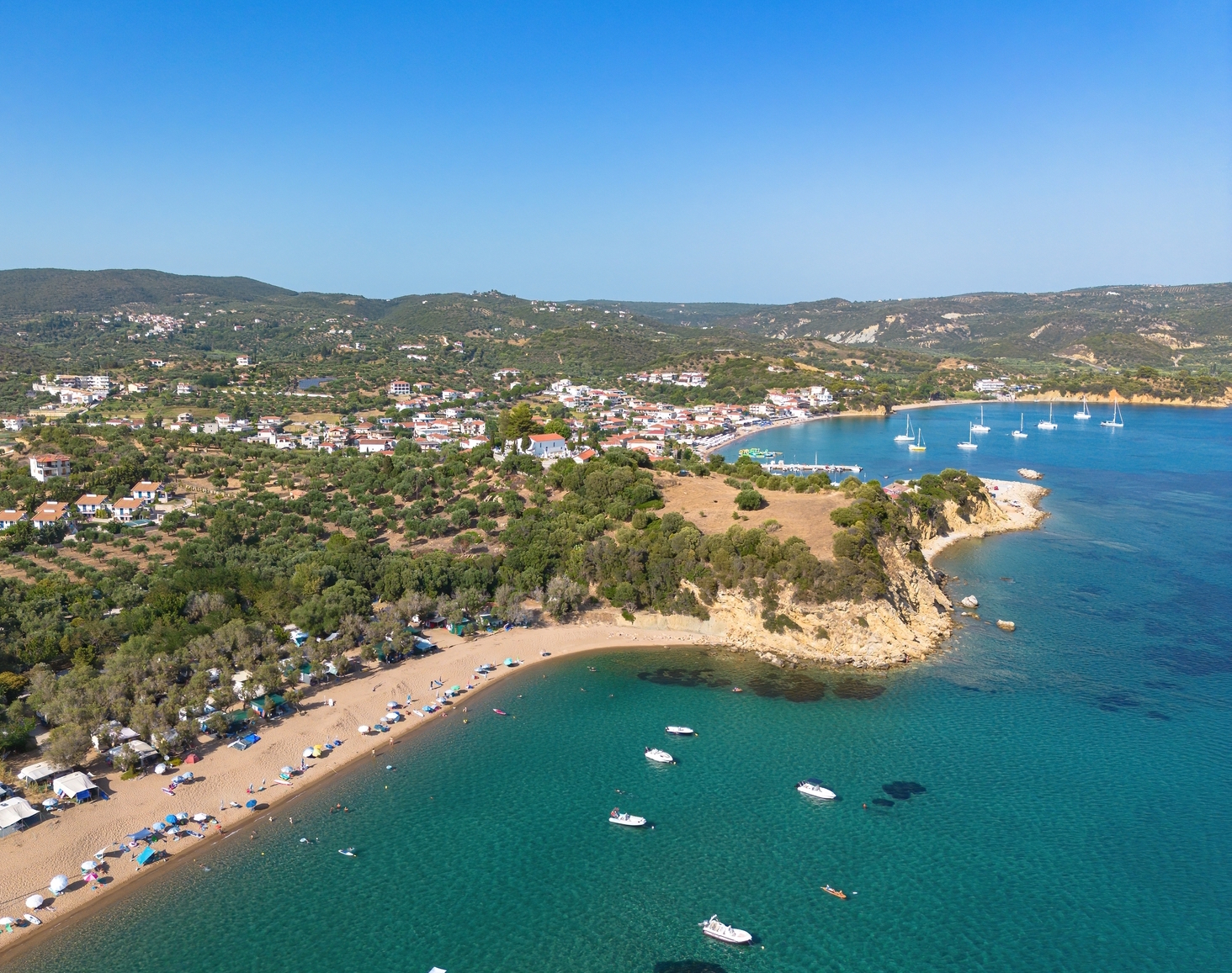 5 προορισμοί στην Ελλάδα ιδανικοί για camping με παιδιά