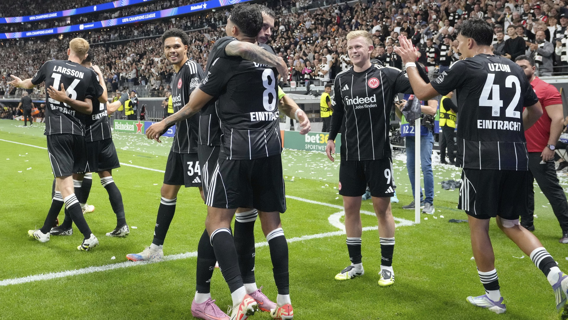 Champions League: Οι καλύτερες στιγμές και τα 25 γκολ της βραδιάς (vid)