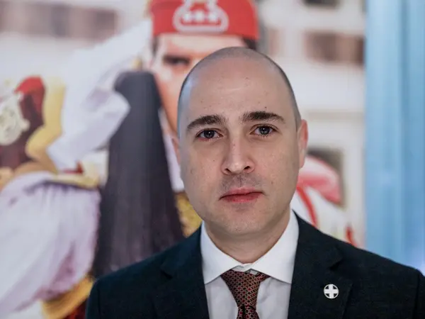 Τα πρόσωπα έκπληξη στην εκπομπή... έκπληξη του Κωνσταντίνου Μπογδάνου στο Open