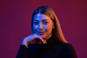 Η Ελίνα Καλιτζάκη στο JennyGr: "Για μένα η κόκκινη γραμμή είναι να κανονικοποιούμε την τοξικότητα στα social media"