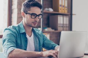 Πώς ξεχωρίζει ένα «δυνατό» βιογραφικό; Τα do's and don'ts