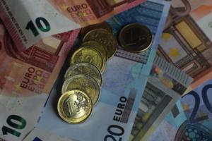 Νέο επίδομα 750 ευρώ: Άμεση η πληρωμή - Πώς θα το λάβετε