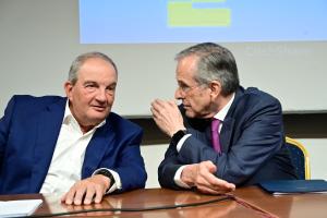 «Τι τους ενώνει όλους; Η επιθυμία να πέσει ο Κυριάκος»