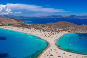 Αυτές είναι οι πιο εντυπωσιακές «δίδυμες» παραλίες της Ελλάδας