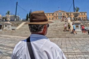 Πότε συμφέρει και πόσο κοστίζει να βγείτε νωρίτερα στη σύνταξη