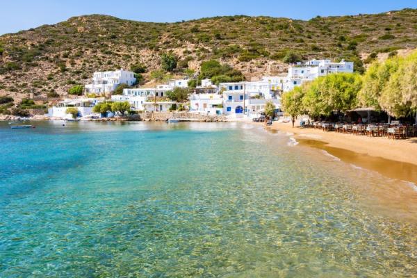 Το κυκλαδίτικο νησί που έχει εξελιχθεί σε γαστρονομικό παράδεισο